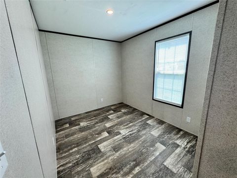 Tiny photo for 1115 NW 12th Lane, Lake Panasoffkee, FL 33538 (MLS # G5112251)