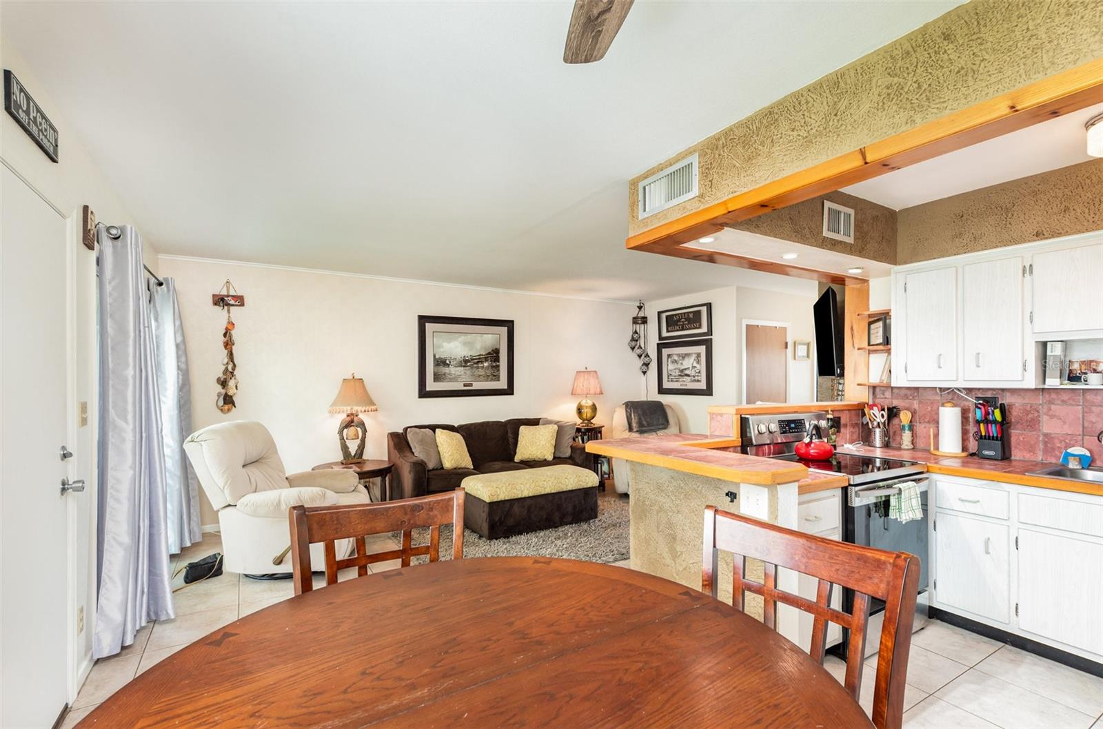 335 N CAUSEWAY D22
