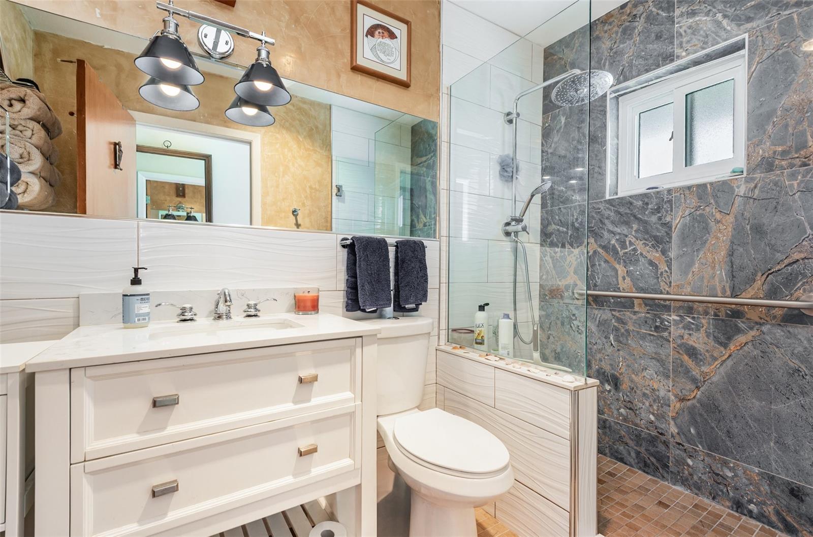 VENETIAN - Residential