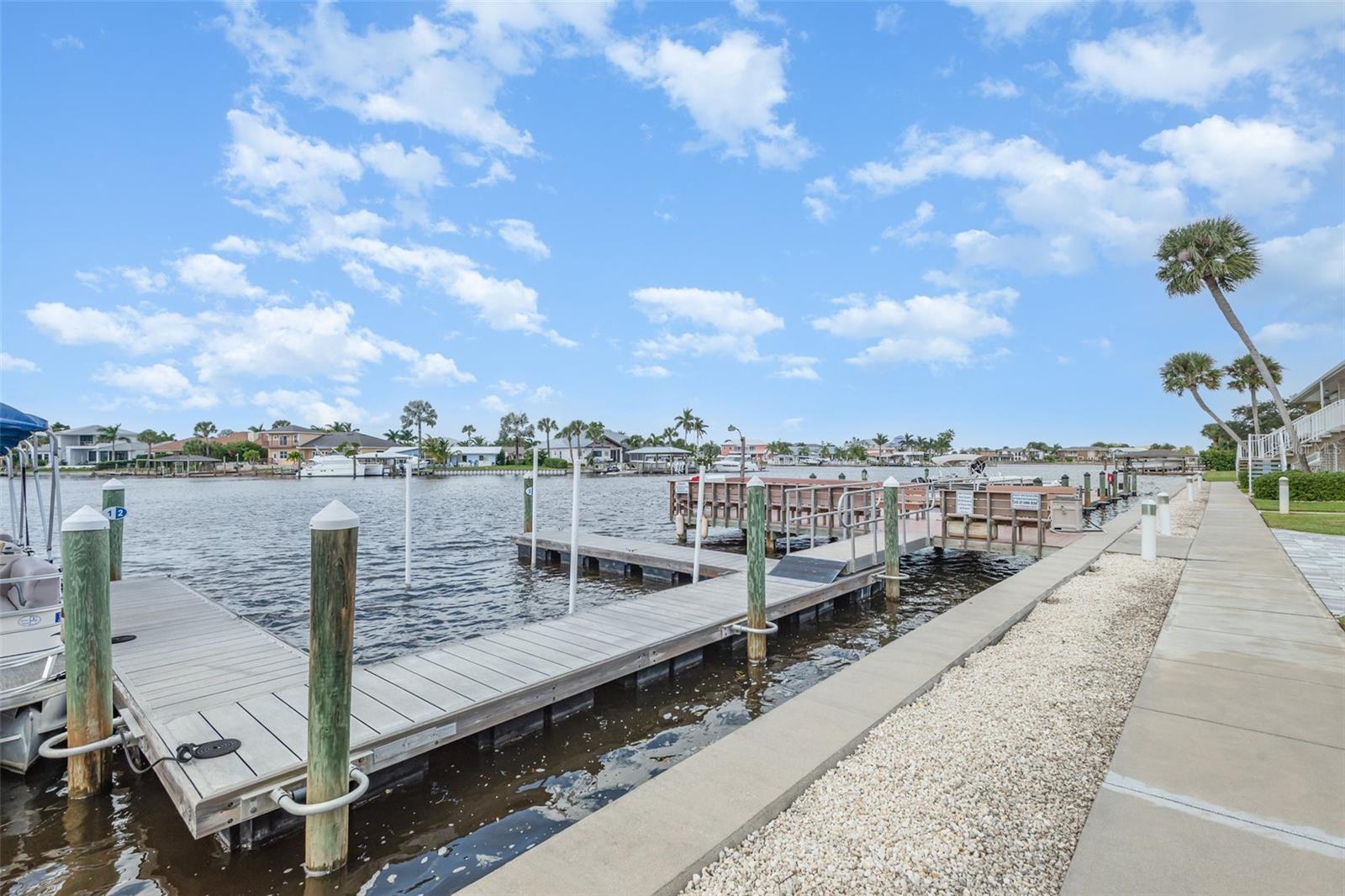 VENETIAN - Residential