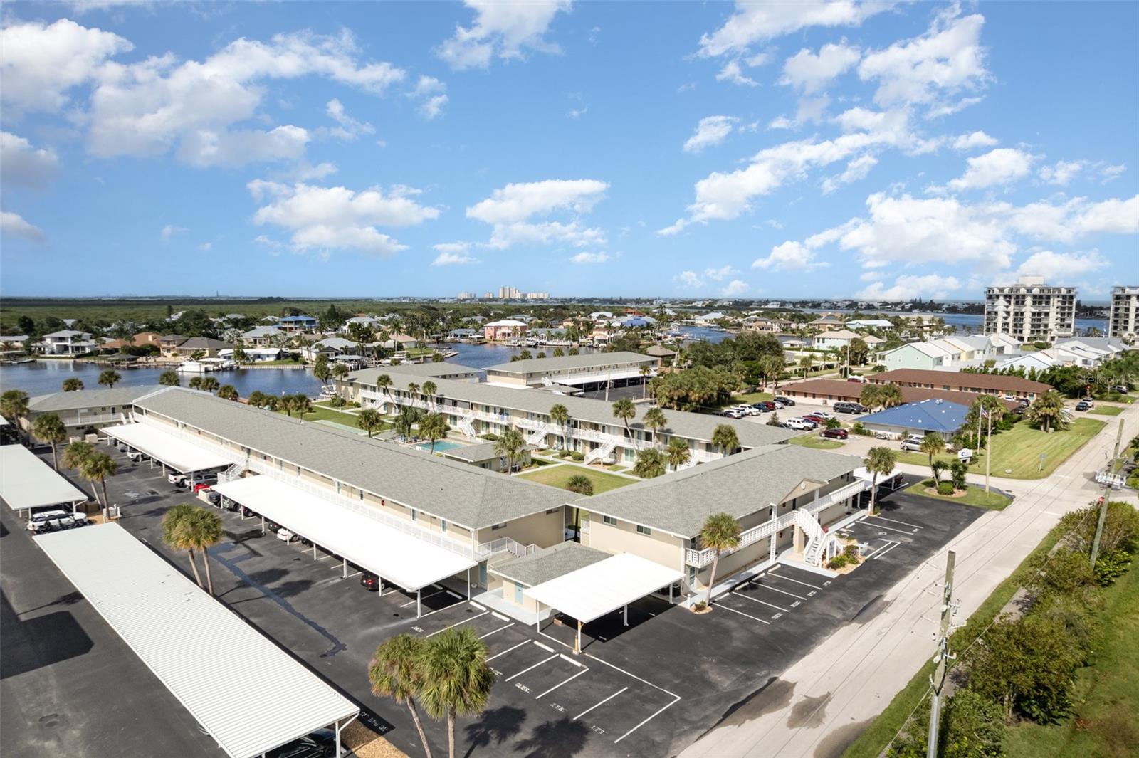 VENETIAN - Residential