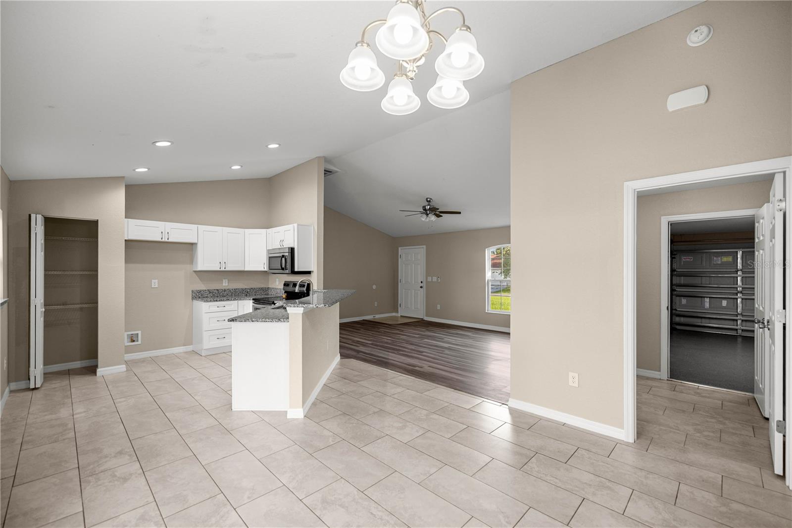 MARION OAKS UN 3 - Residential Lease