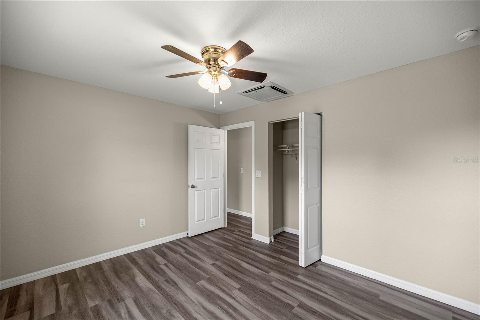 MARION OAKS UN 3 - Residential Lease