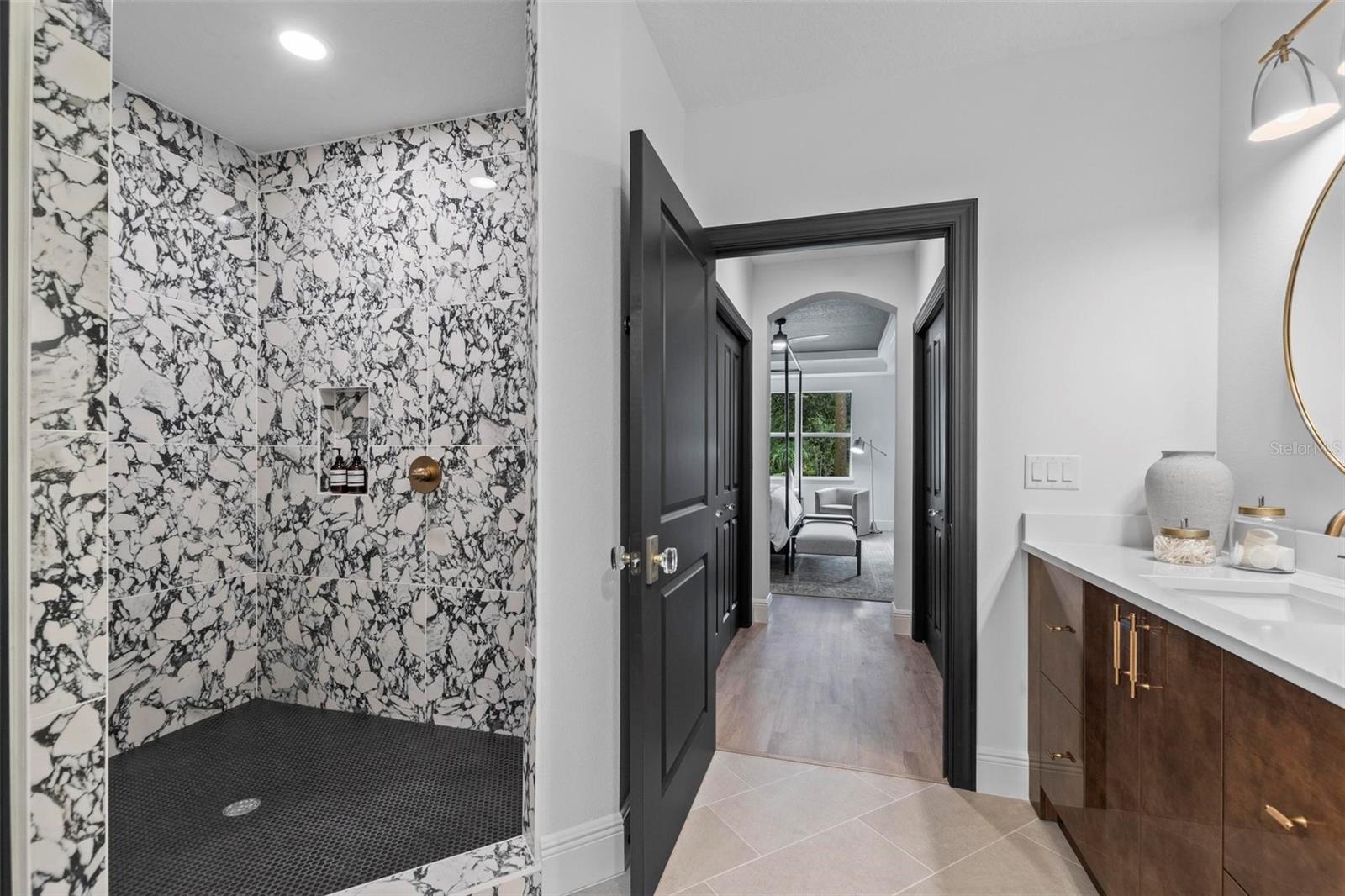 GRAND VISTA CONDO - Residential