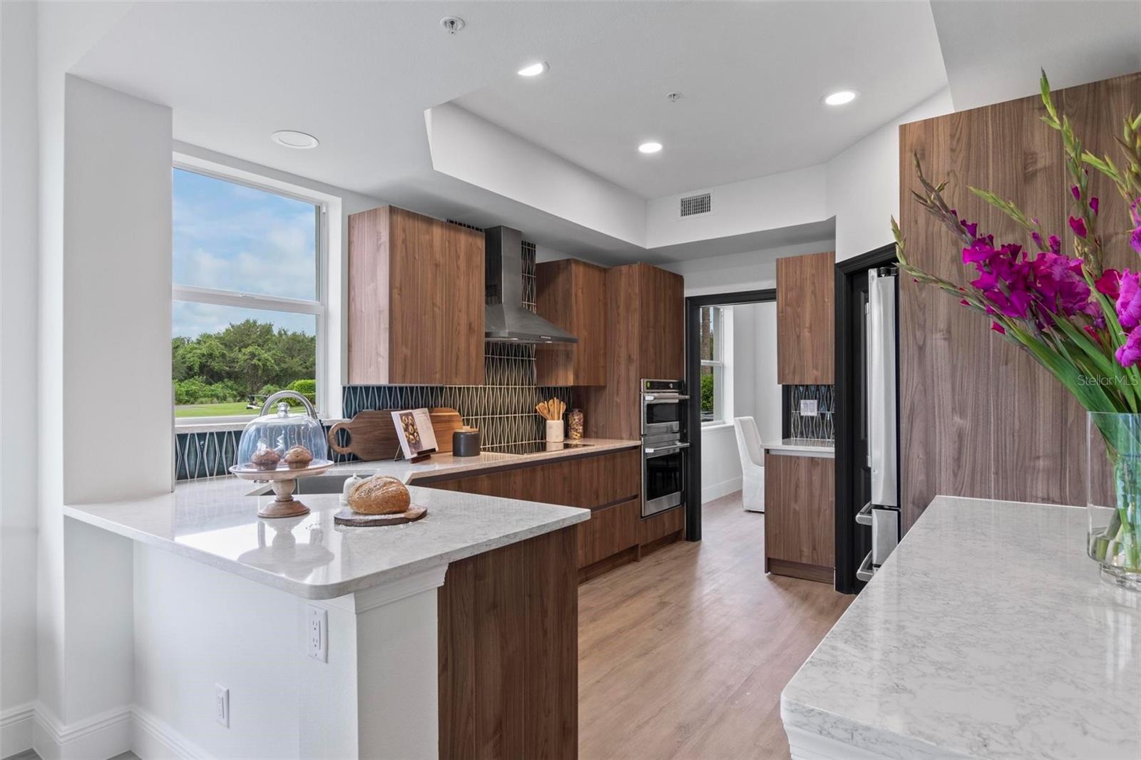 GRAND VISTA CONDO - Residential