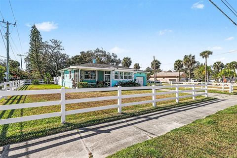 Photo of 302 Riverside Drive, Daytona Beach, FL 32117 (MLS # O6378852)