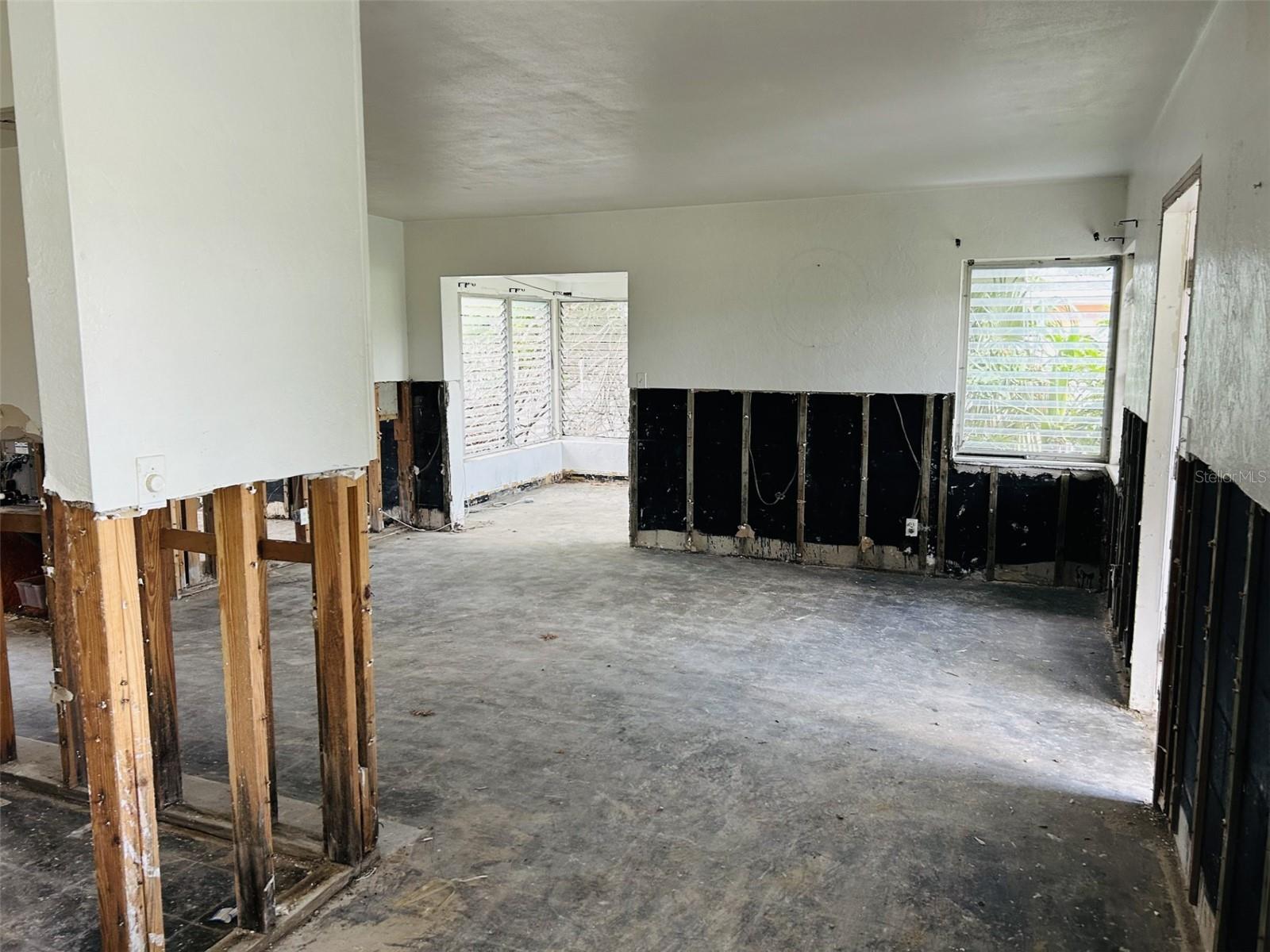 2469 TRADE WINDS DRIVE