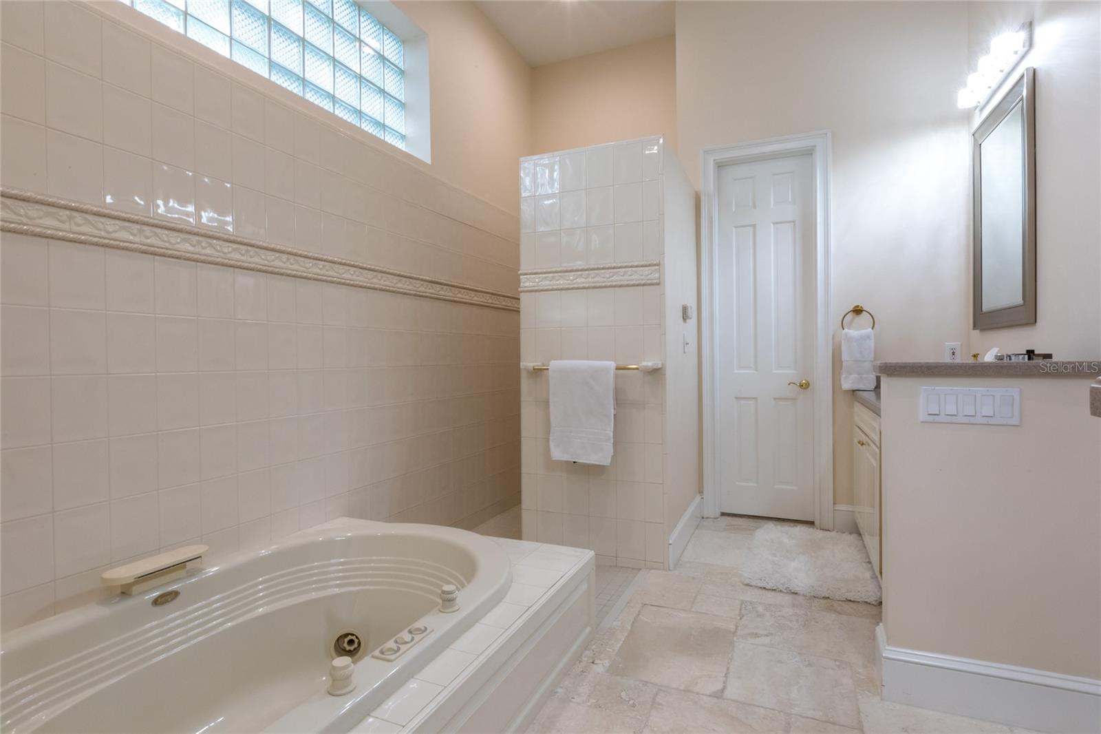 TAMPA PALMS 4A UNIT 1 - Residential