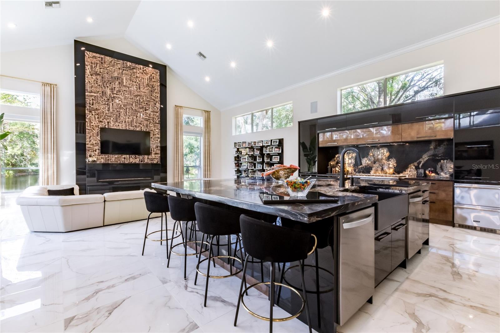 TAMPA PALMS 4A UNIT 1 - Residential