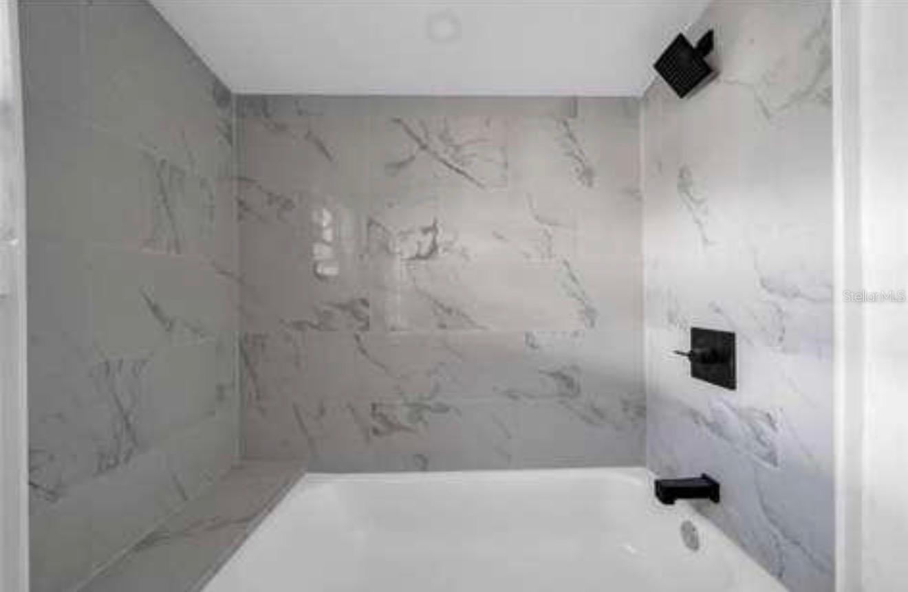 KNOWLES - Residential