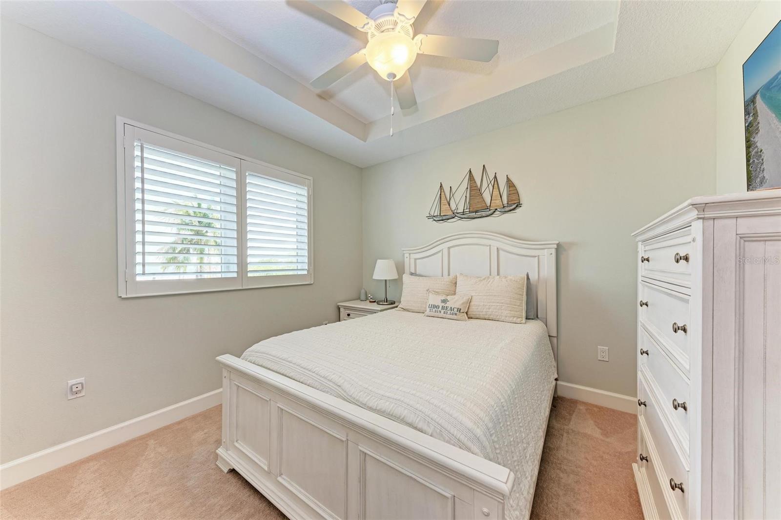 LONGBOAT KEY - Residential