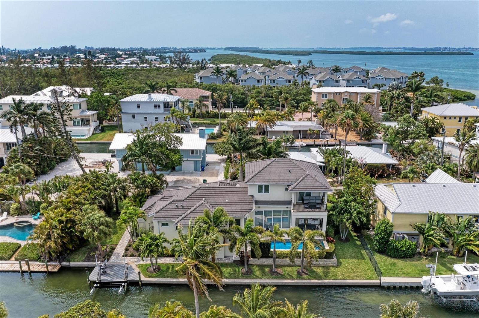 LONGBOAT KEY - Residential