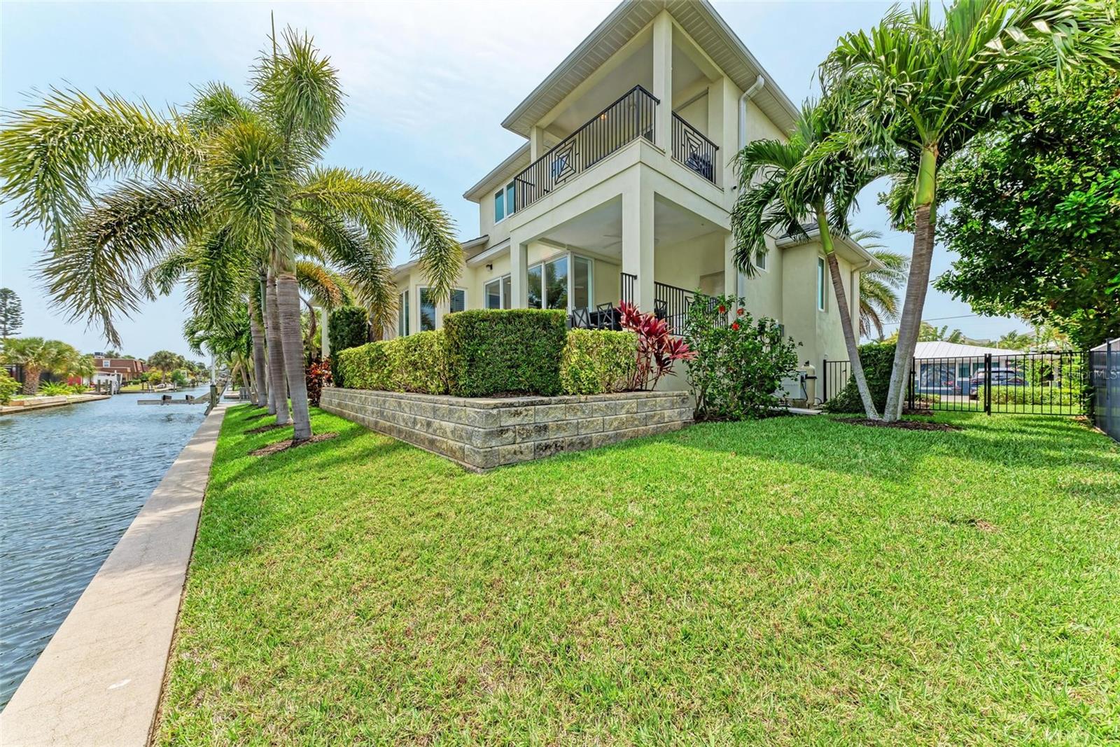 LONGBOAT KEY - Residential