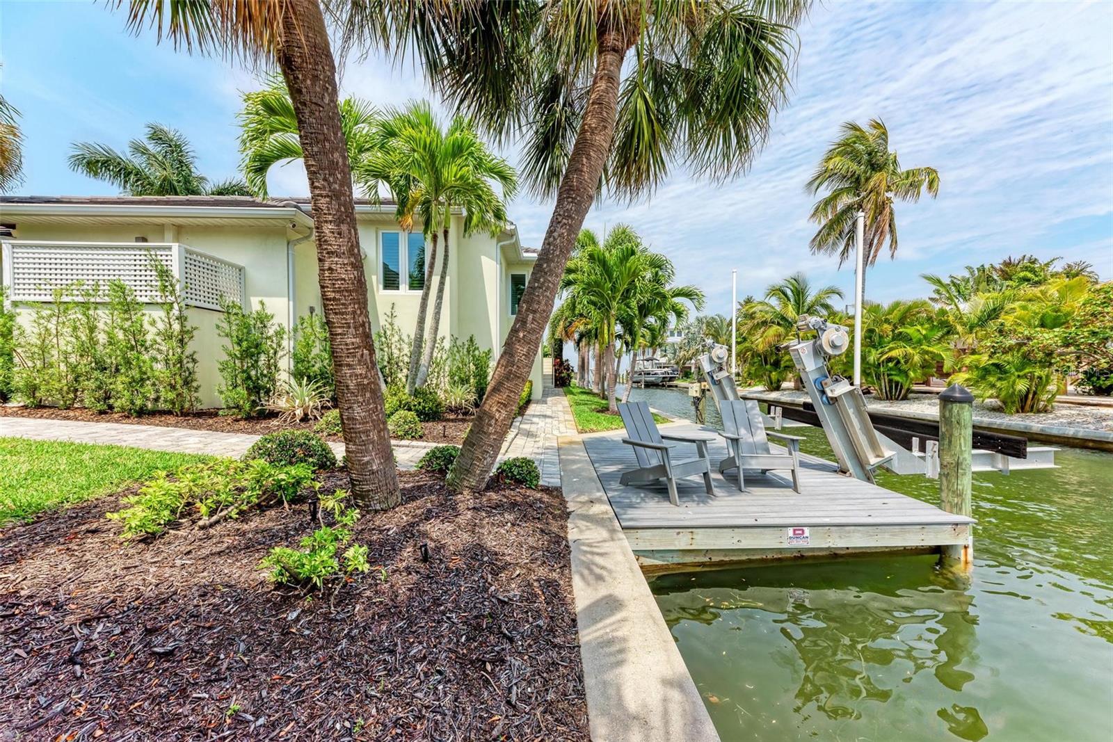 LONGBOAT KEY - Residential