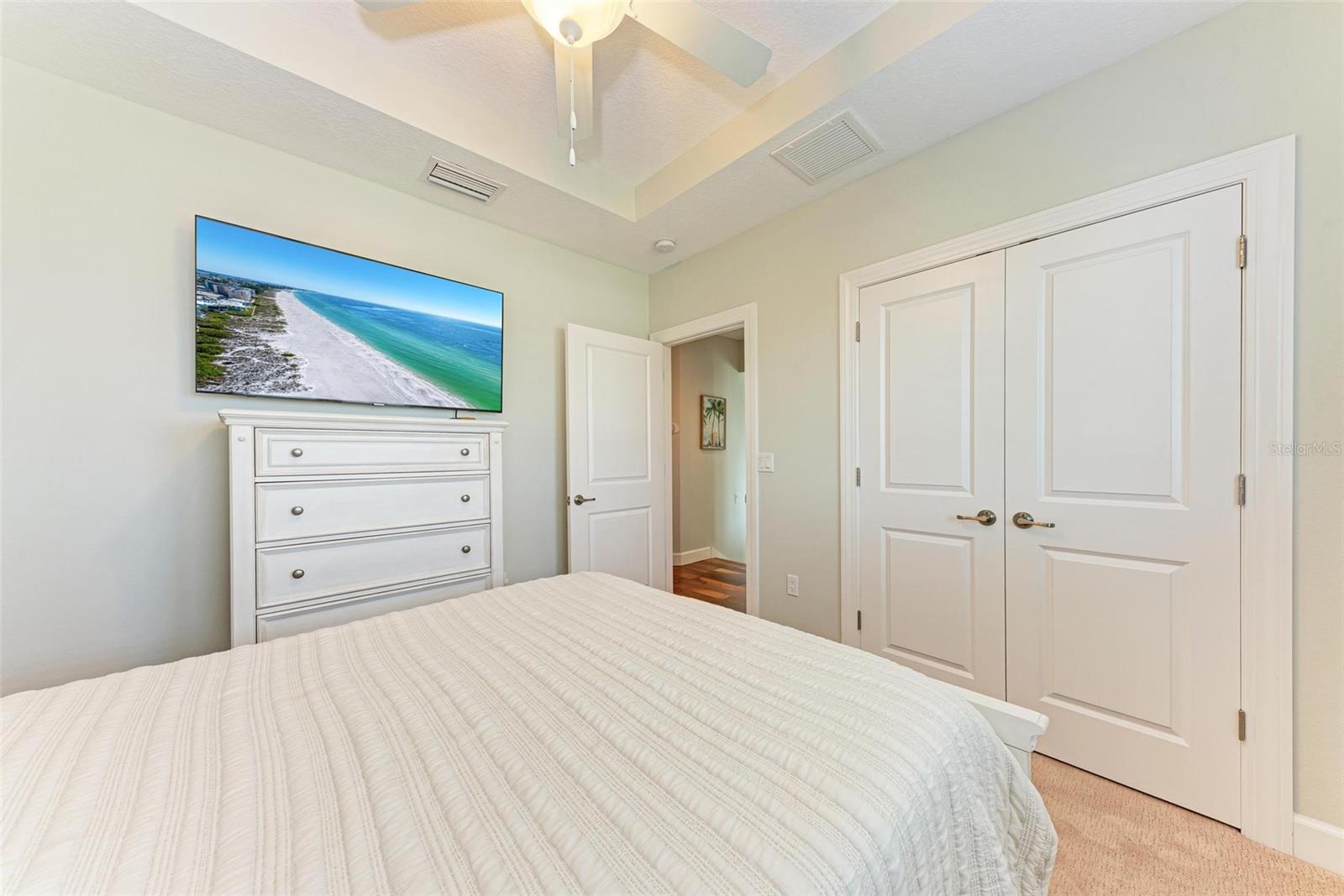 LONGBOAT KEY - Residential