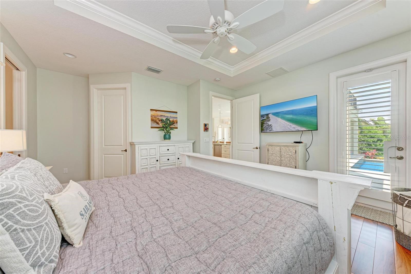 LONGBOAT KEY - Residential