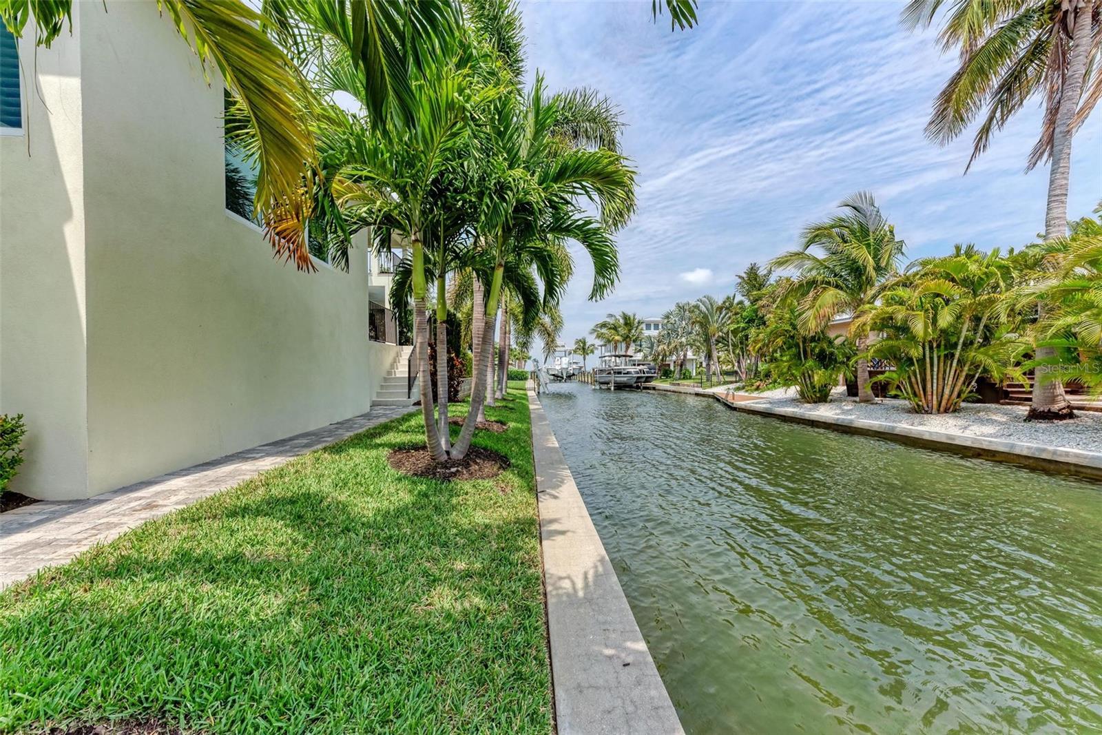 LONGBOAT KEY - Residential