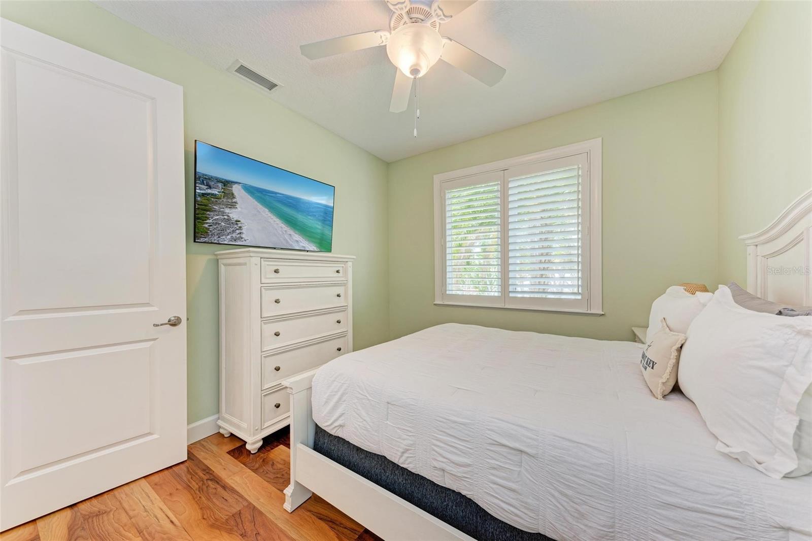 LONGBOAT KEY - Residential