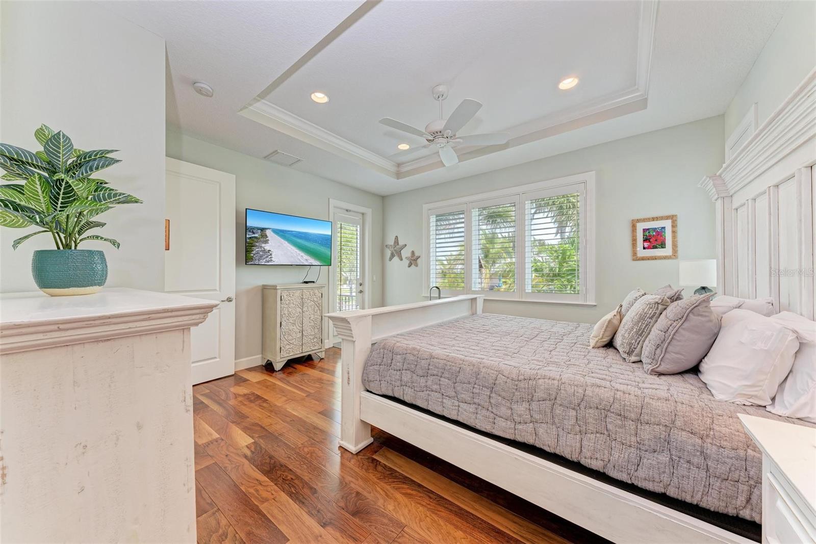 LONGBOAT KEY - Residential