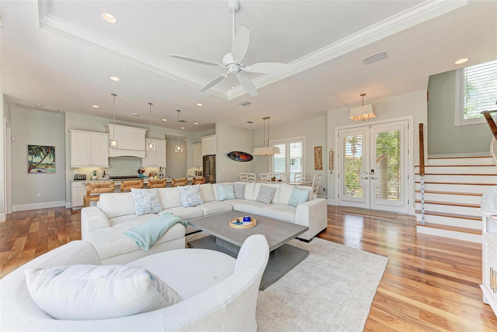 LONGBOAT KEY - Residential