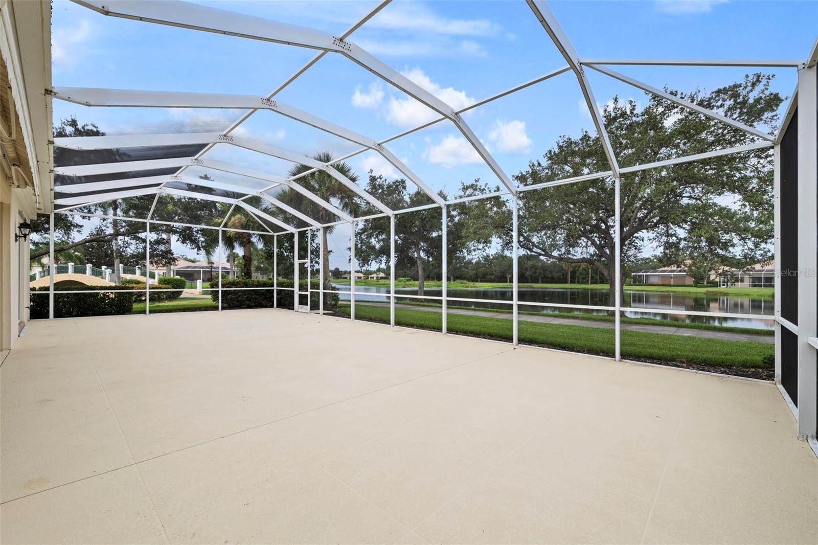 VILLAGEWALK - Residential