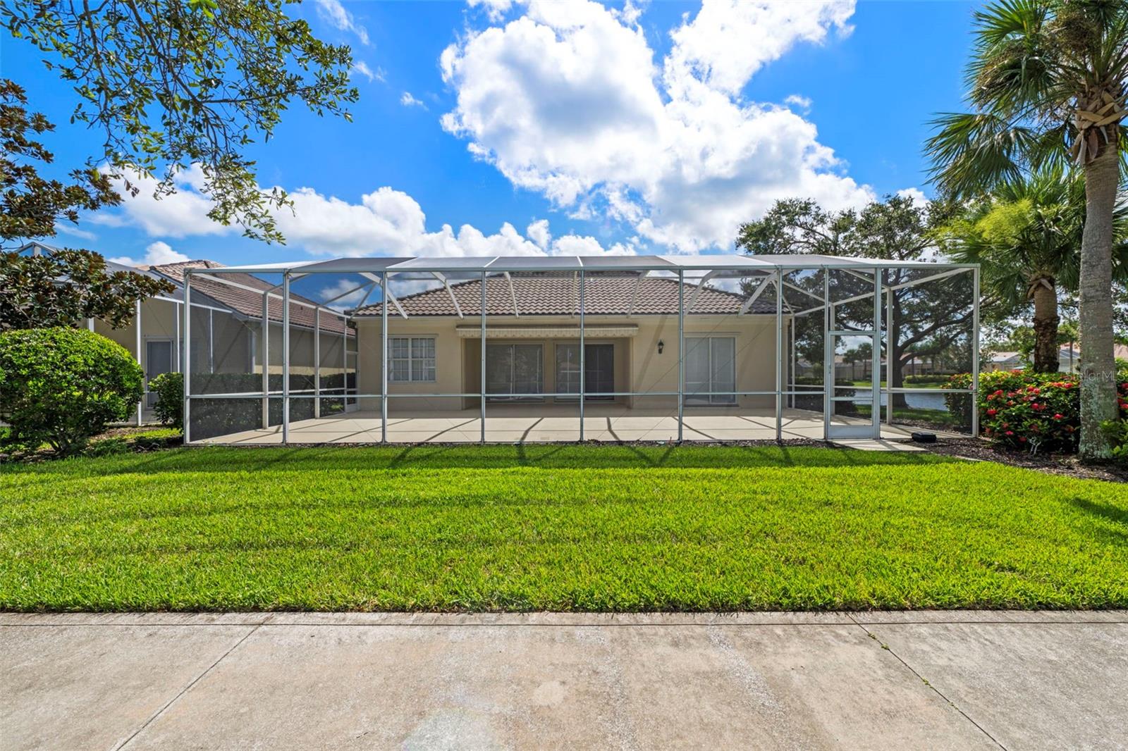 VILLAGEWALK - Residential