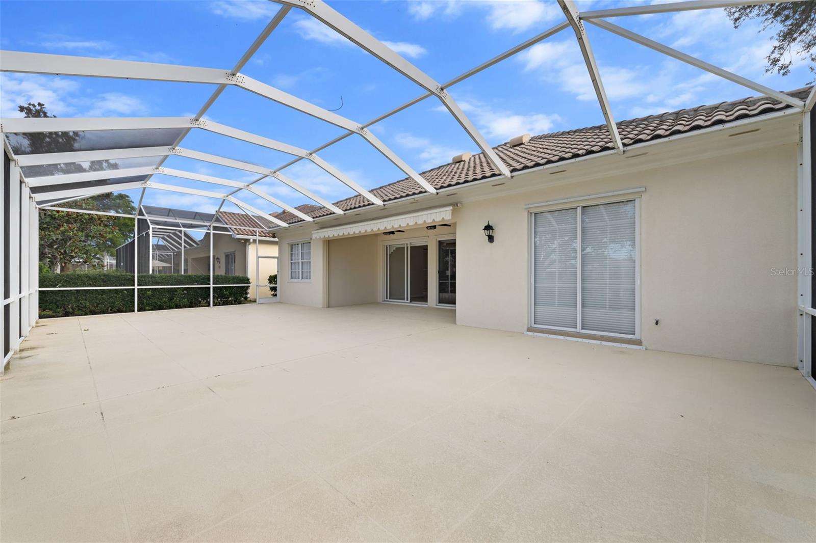 VILLAGEWALK - Residential