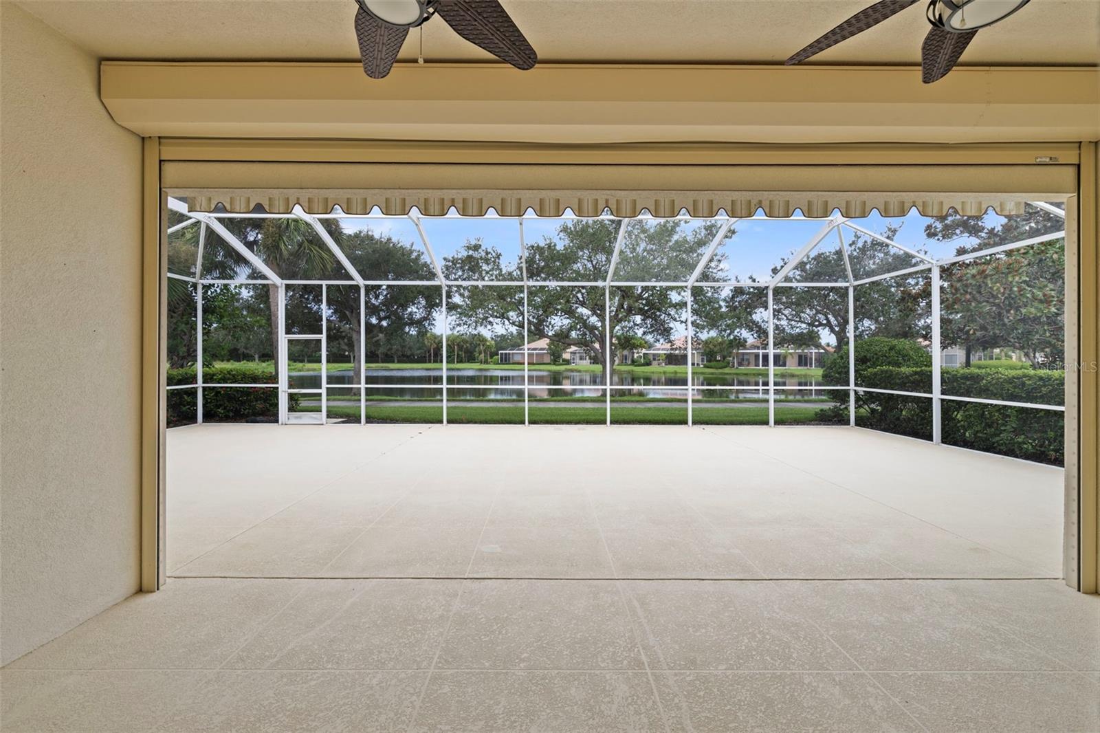 VILLAGEWALK - Residential