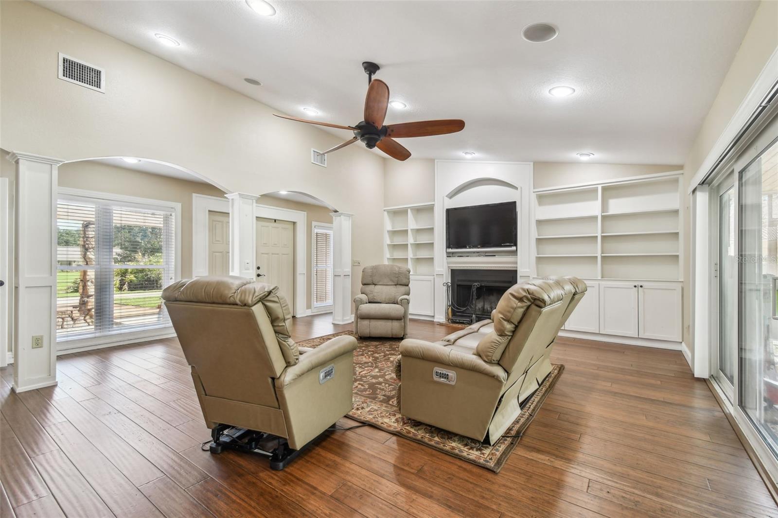 704 CENTERBROOK DRIVE