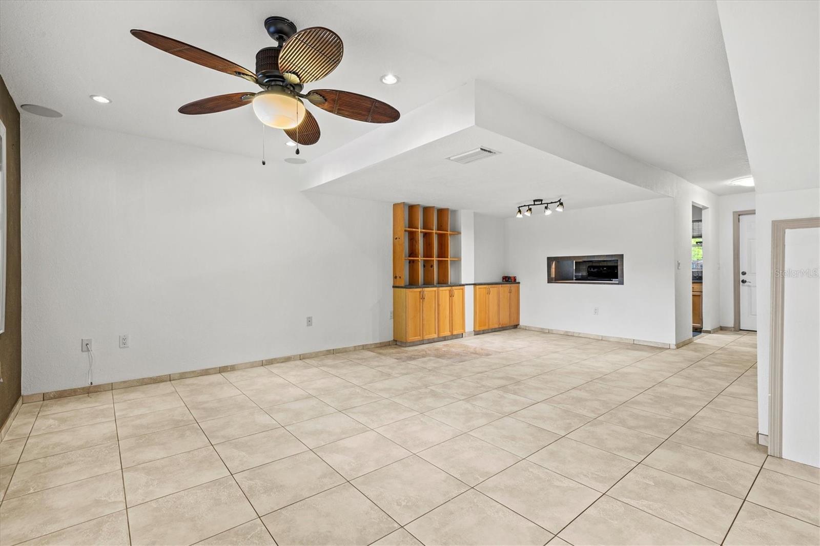 RAMBLEWOOD ACRES - Residential