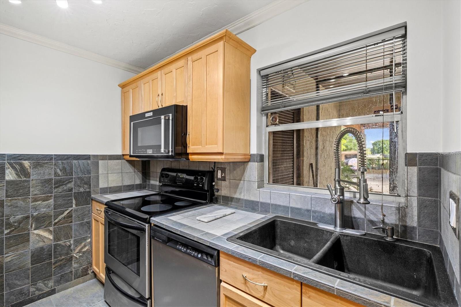 RAMBLEWOOD ACRES - Residential