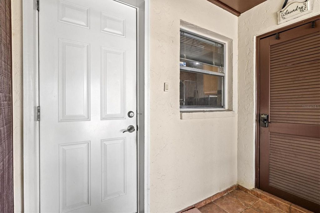Photo of 3202 Ramblewood Drive N, Sarasota, FL 34237 (MLS # A4690385)