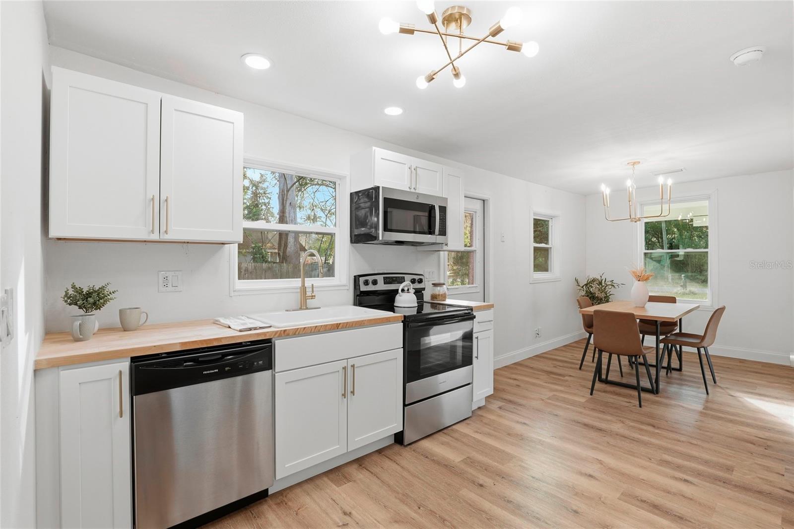 OLD WILLISTON - Residential