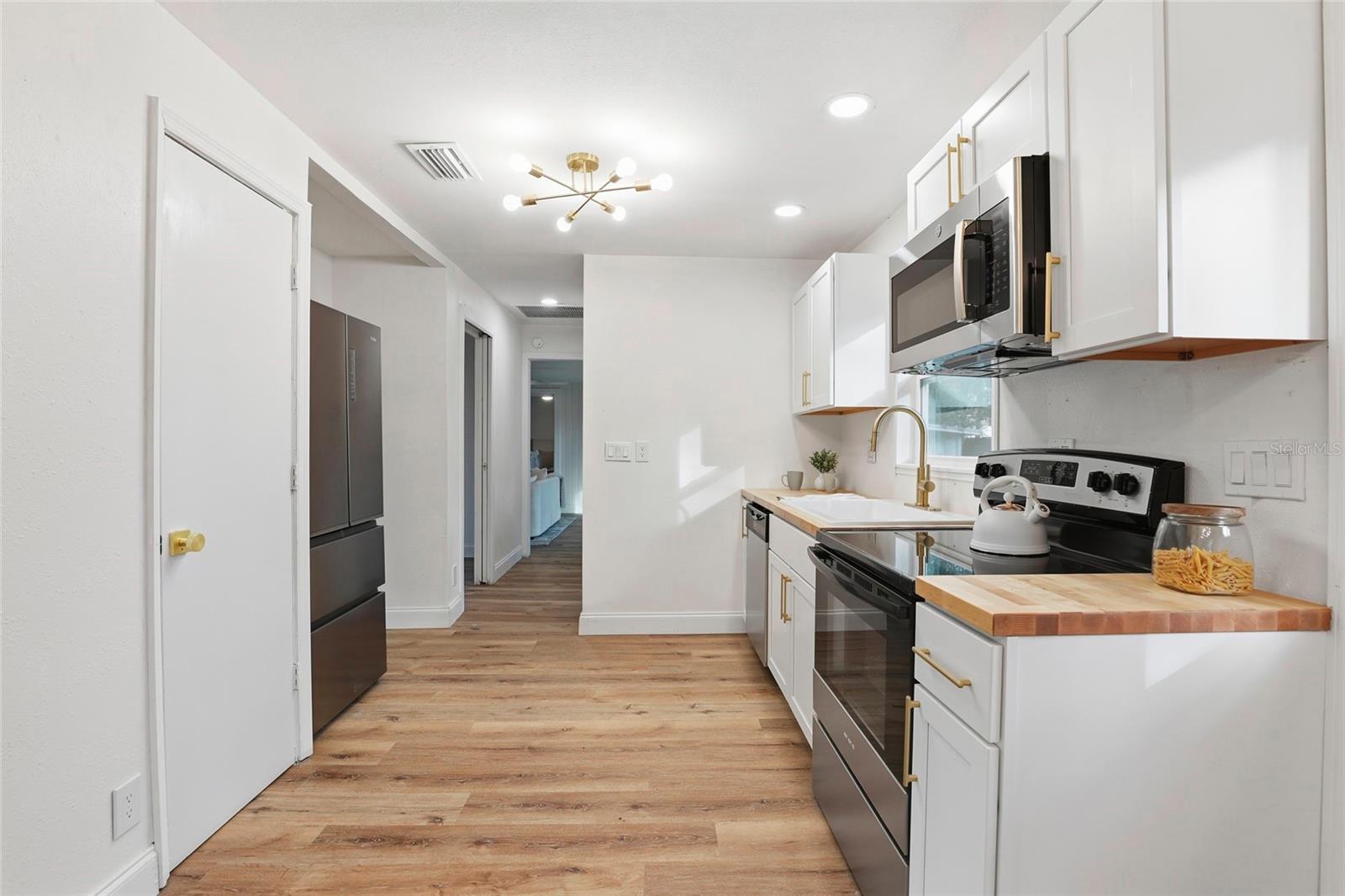 OLD WILLISTON - Residential