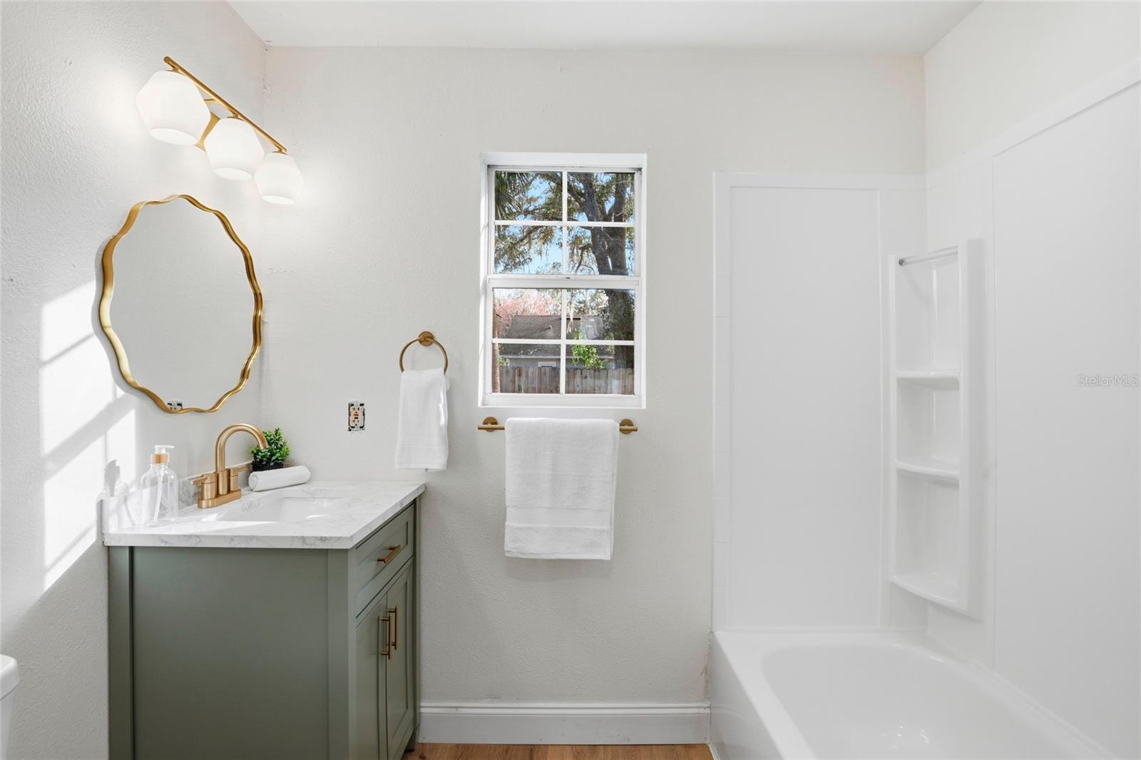 OLD WILLISTON - Residential