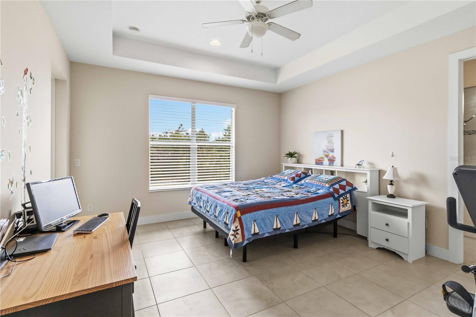 A RESUB OF A POR OF APOLLO - Residential