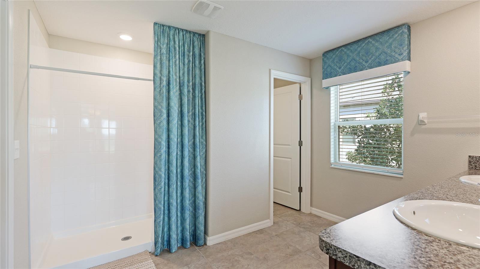 TREVESTA PH IIB - Residential Lease