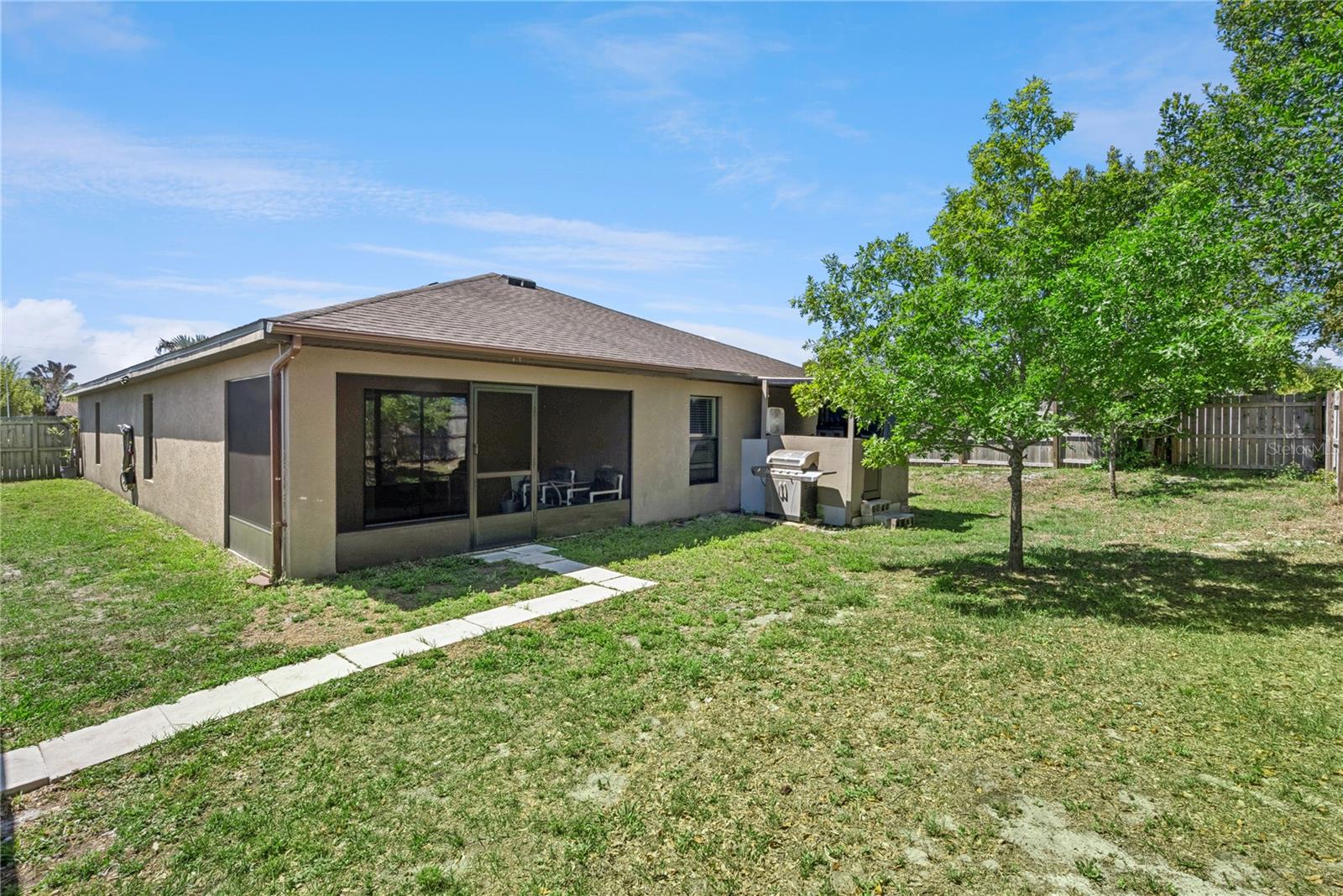 DELTONA LAKES UNIT 32 - Residential