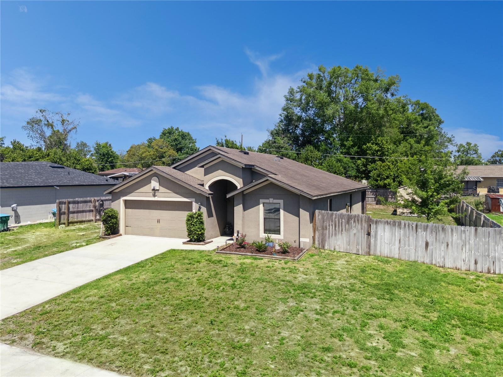 DELTONA LAKES UNIT 32 - Residential