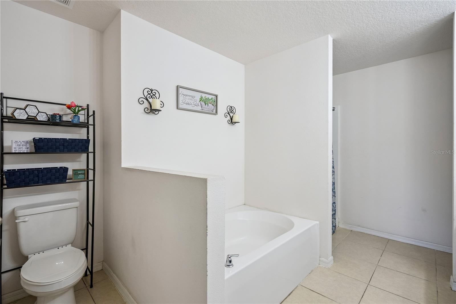 DELTONA LAKES UNIT 32 - Residential