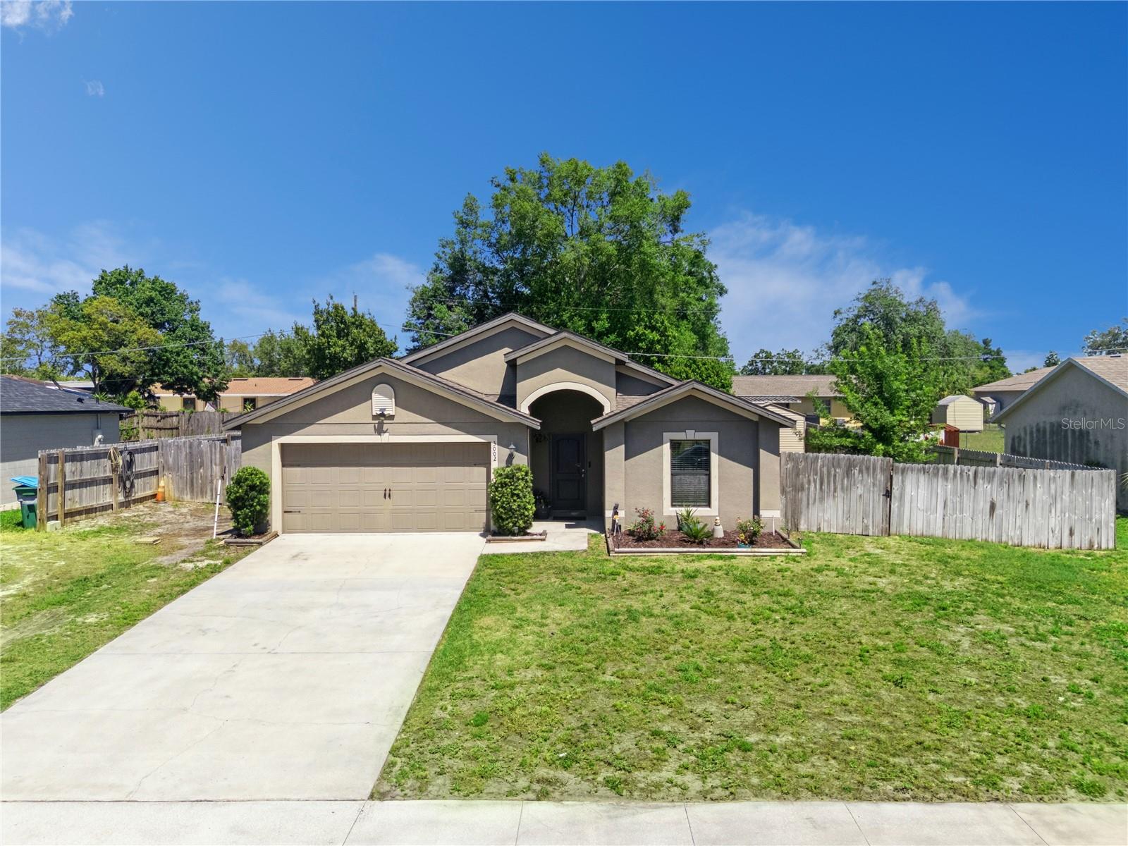 DELTONA LAKES UNIT 32 - Residential