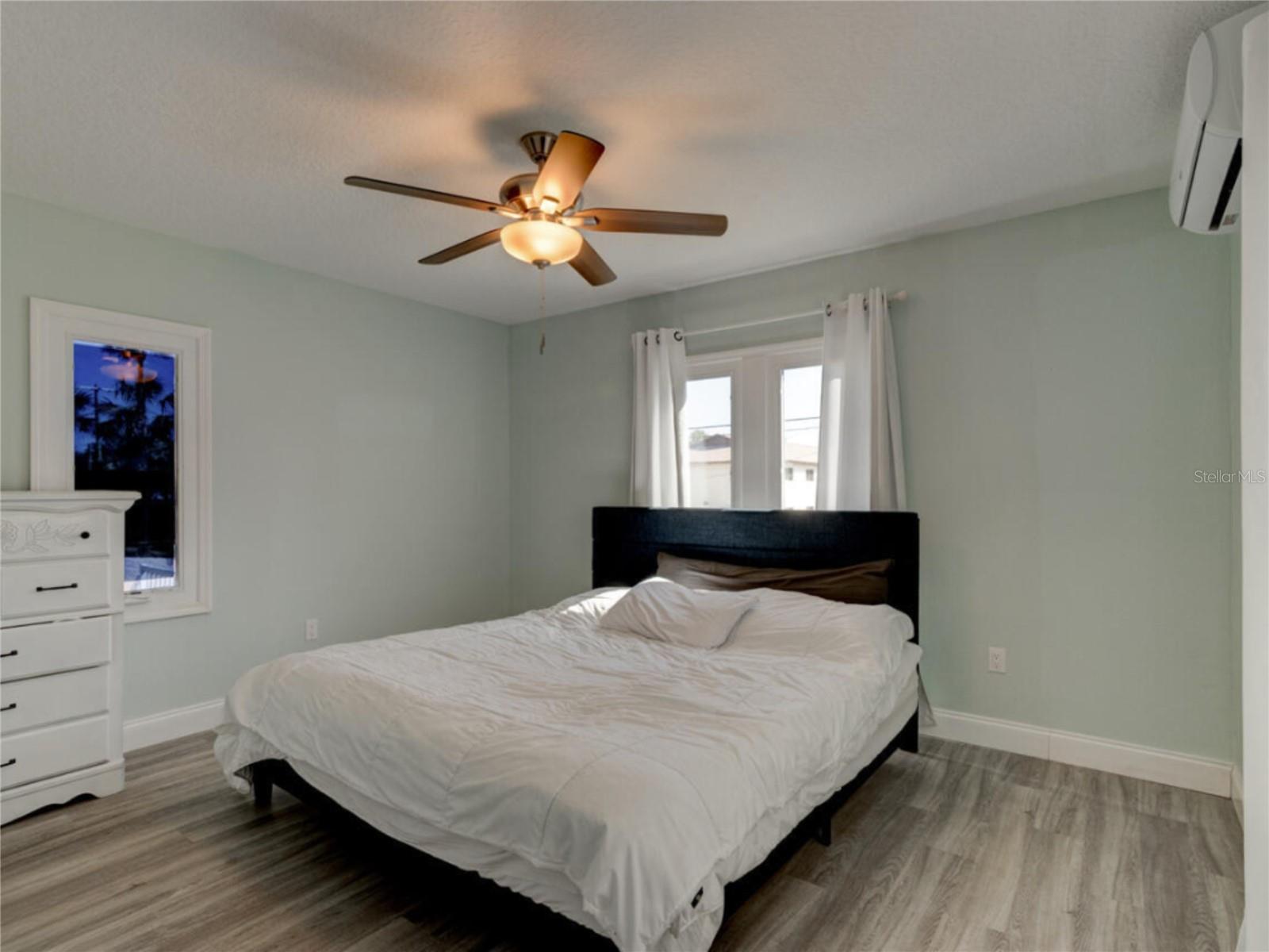 EAST DAYTONA - Residential