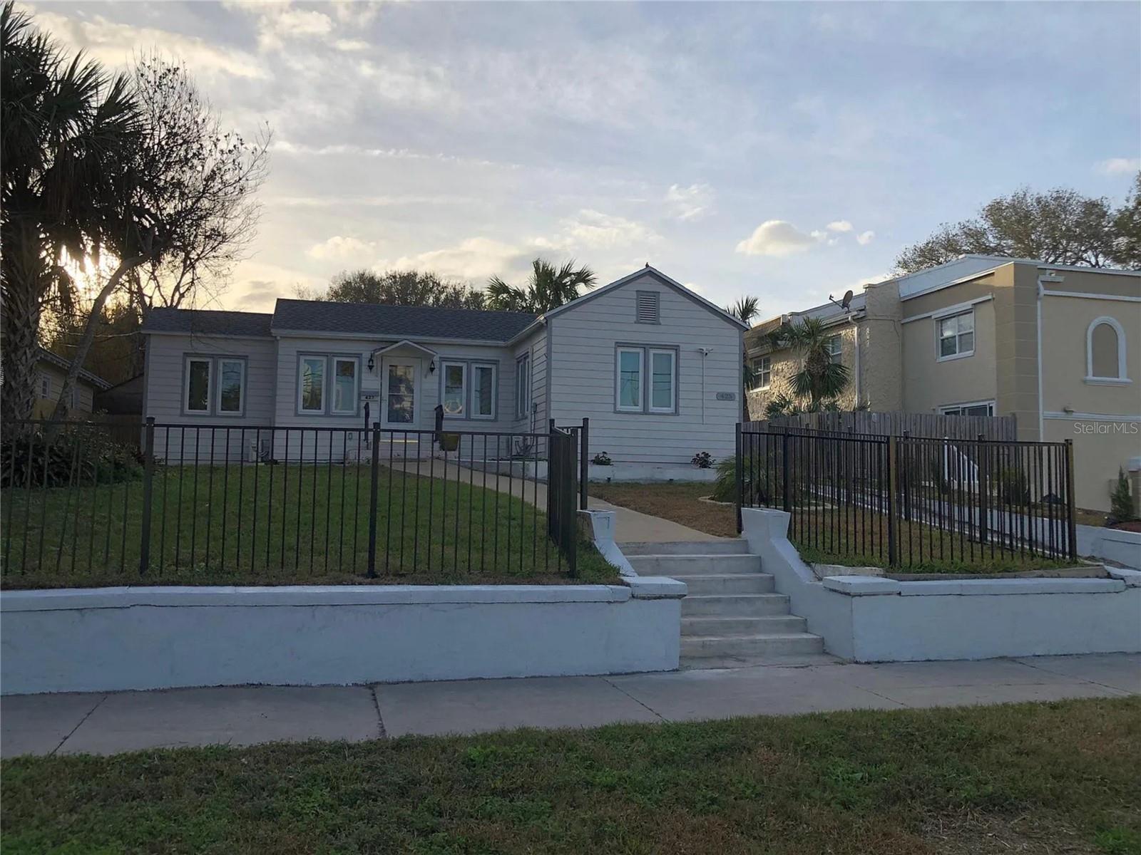 EAST DAYTONA - Residential