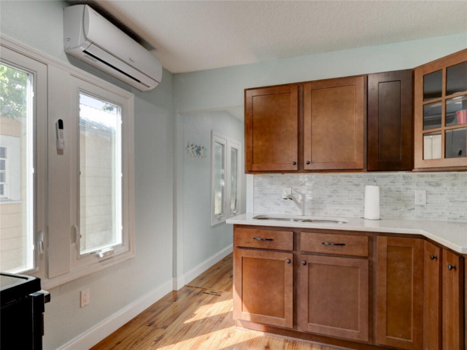 EAST DAYTONA - Residential