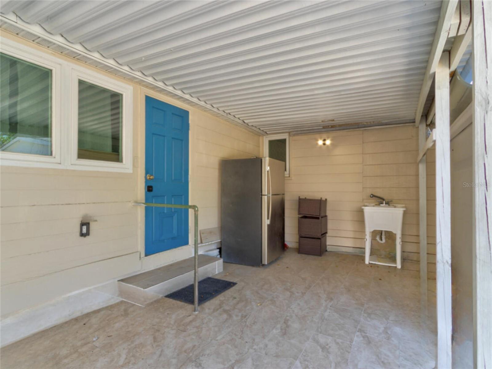 EAST DAYTONA - Residential