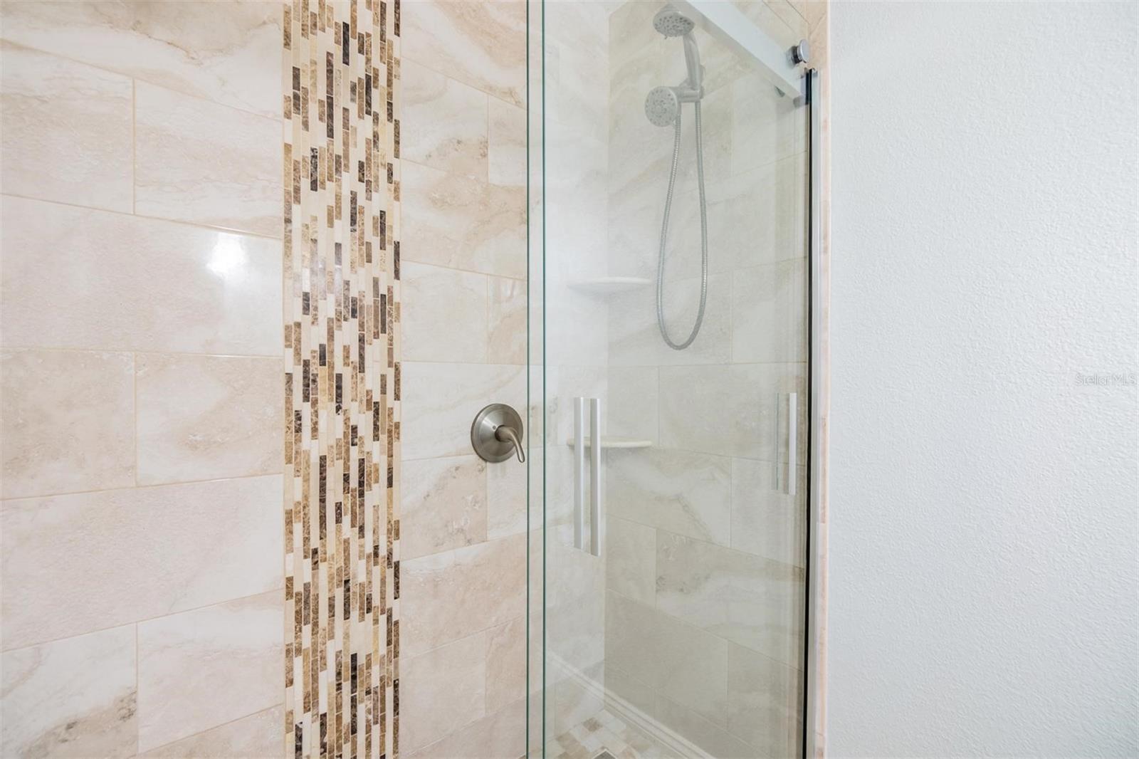 CEDAR CREEK AT COUNTRY RUN PHA - Residential