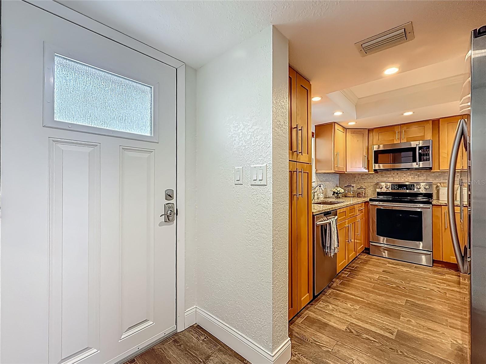 105 4TH AVENUE NE 426