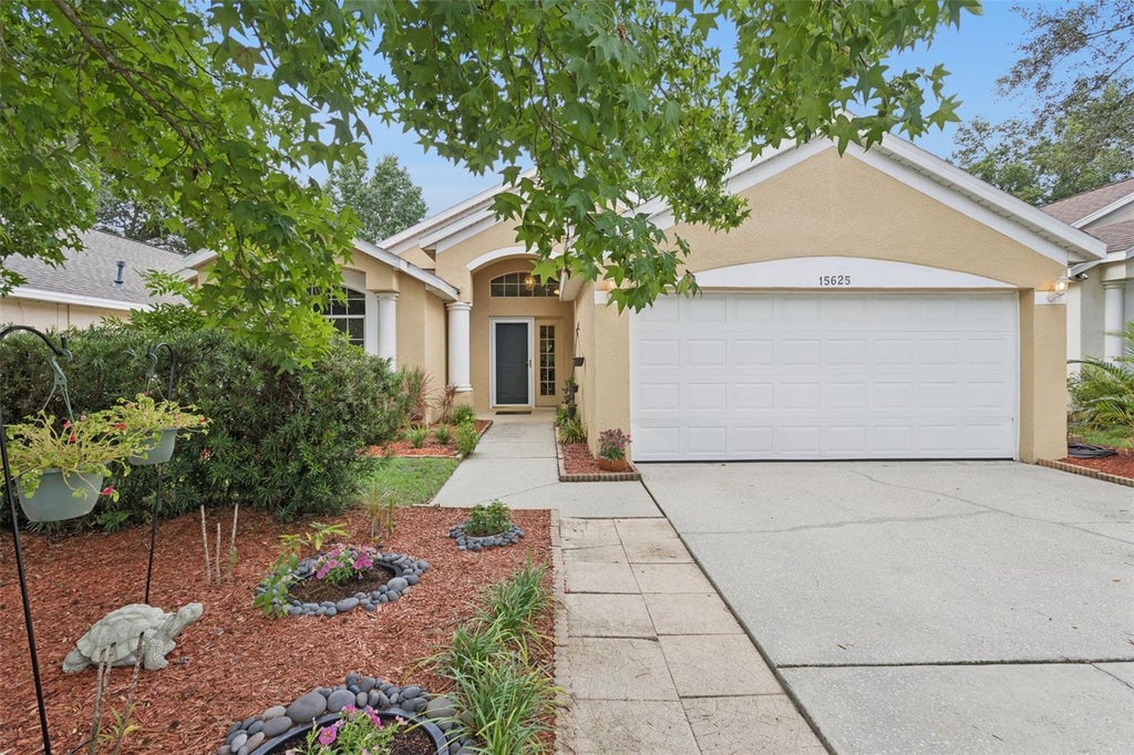Photo of 15625 Autumn Glen Avenue, Clermont, FL 34714 (MLS # O6430072)
