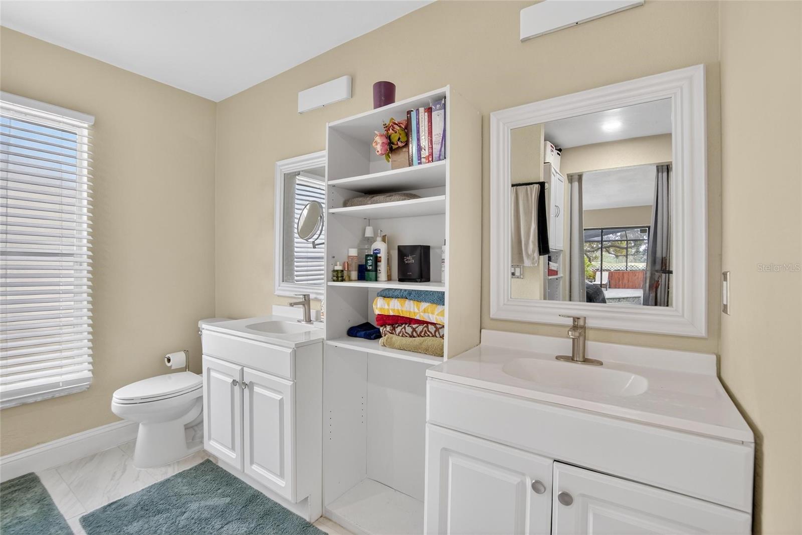 CLUBHOUSE ESTATES AT SUMMERFIE - Residential