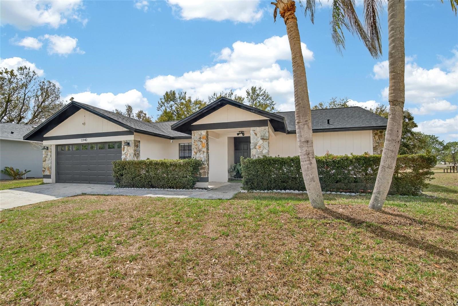 CLUBHOUSE ESTATES AT SUMMERFIE - Residential